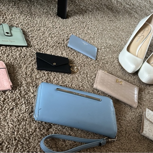 Random items - Picture 2 of 3